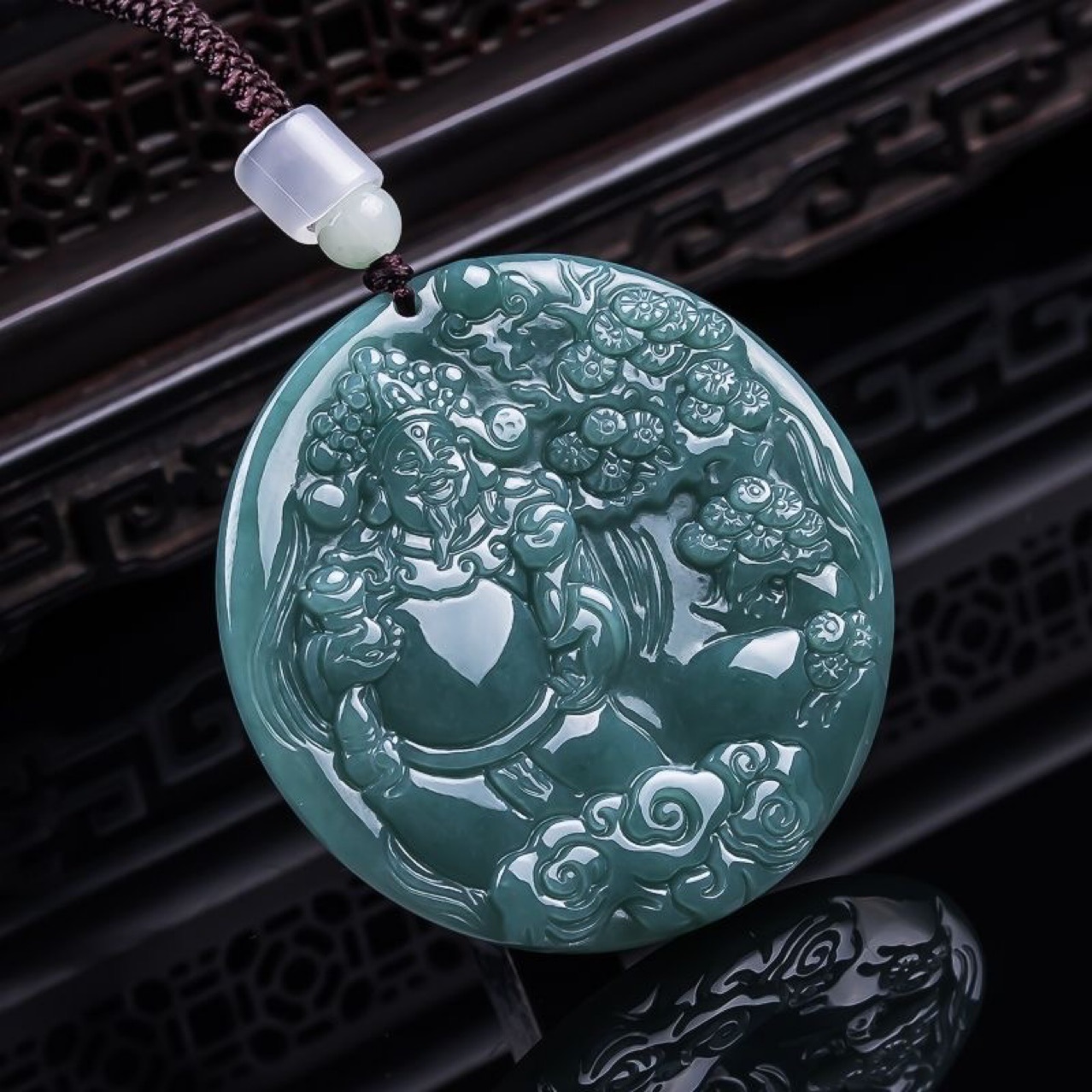 Necklaces - Burmański Jadeitowy Wisiorek Bóg Bogactwa Talizmany