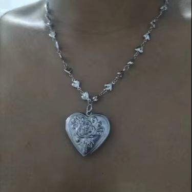 Romantyczny wisiorek z medalio – Heart Locket Necklace Photo recenzja i cena